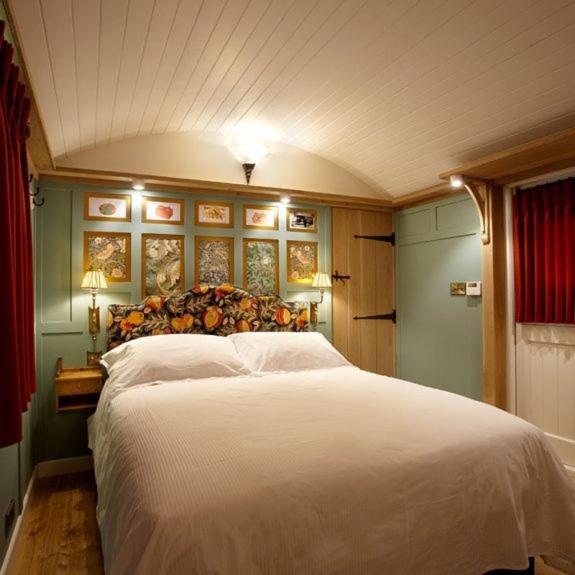 Hornington Manor Luxury Shepherd Huts York Exterior photo