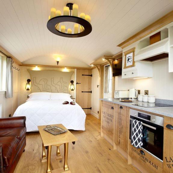Hornington Manor Luxury Shepherd Huts York Exterior photo