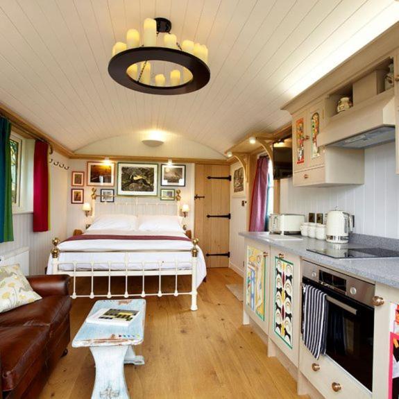 Hornington Manor Luxury Shepherd Huts York Exterior photo
