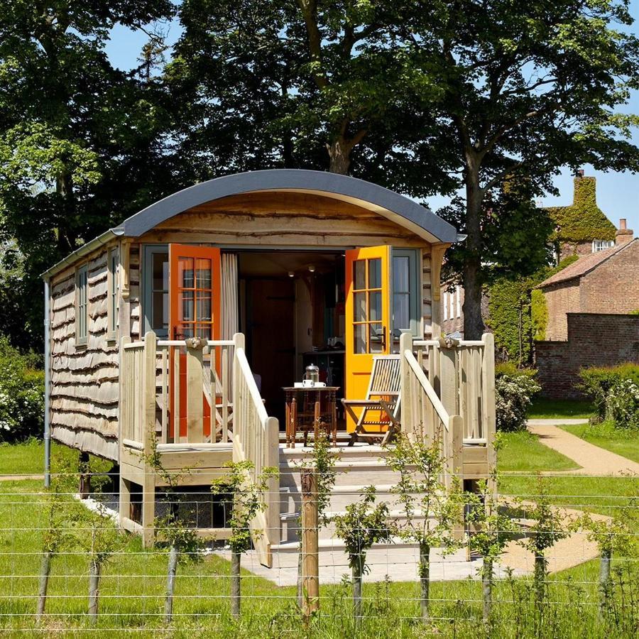 Hornington Manor Luxury Shepherd Huts York Exterior photo